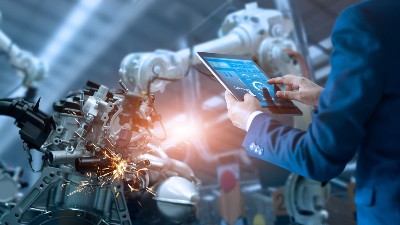 高效、穩(wěn)定、智能丨靈科激光塑料焊接機引領(lǐng)技術(shù)風潮